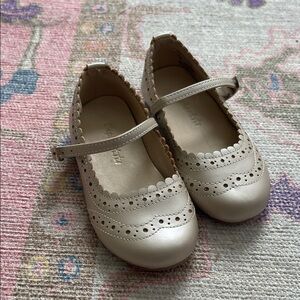 NWOT Elephantito Gold Mary Jane Dress Shoes with Scalloped Trim